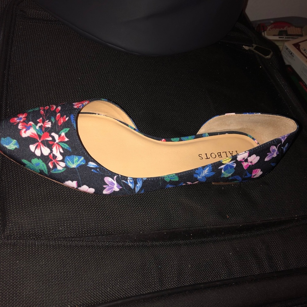 Women’s Flats by Talbot